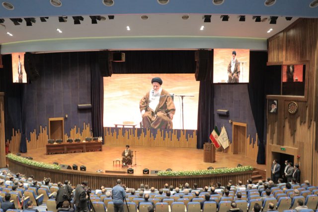 اجلاس روسای دانشگاه با حضور وزیر بهداشت