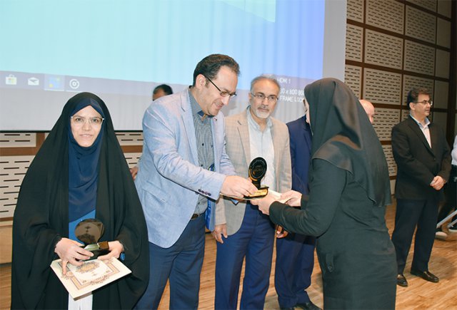 همایش جوانی جمعیت 