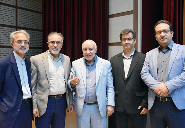 همایش جوانی جمعیت 