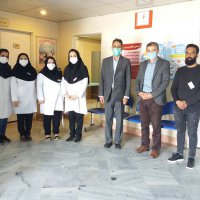 پوستر ایران جوان ، بمان درمراکزبهداشتی درمانی و اماکن شهری