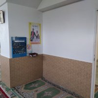 پوستر ایران جوان ، بمان درمراکزبهداشتی درمانی و اماکن شهری