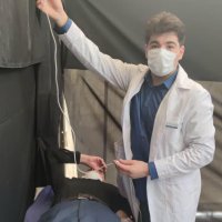 ارائه خدمات بهداشتی و درمانی به زائران پیاده امام رضا(ع) با همکاری بسیج جامعه پزشکی و بیمارستان قائم(عج)