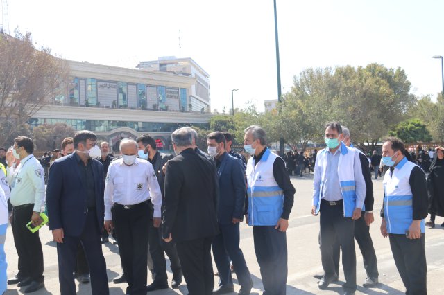 بازدید وزیر بهداشت و رئیس سازمان اورژانس کشور از ایستگاه‌های سلامت و پایگاه‌های اورژانس ۱۱۵ اطراف و داخل حرم مطهر رضوی