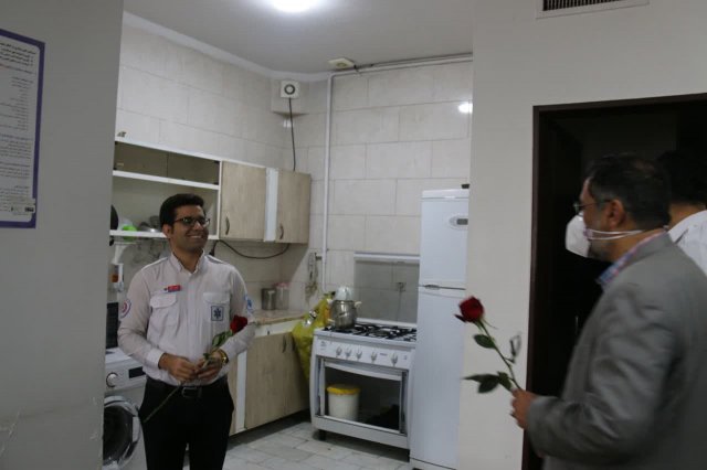 دیدار نوروزی رئیس دانشگاه ازمراکز بهداشتی