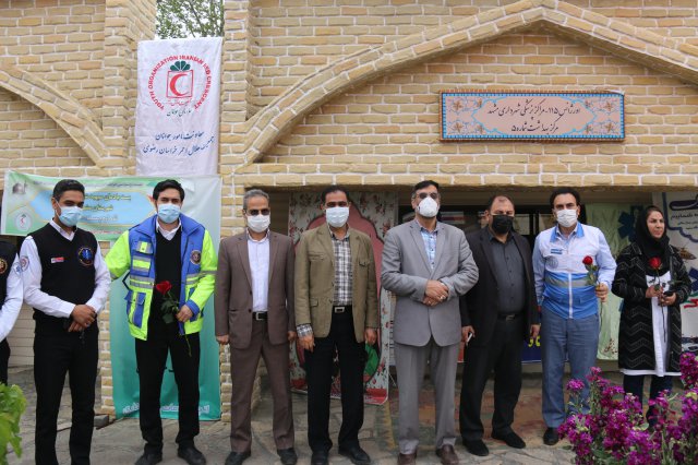 دیدارنوروزی رئیس دانشگاه باکارکنان اورژانس جاده ای