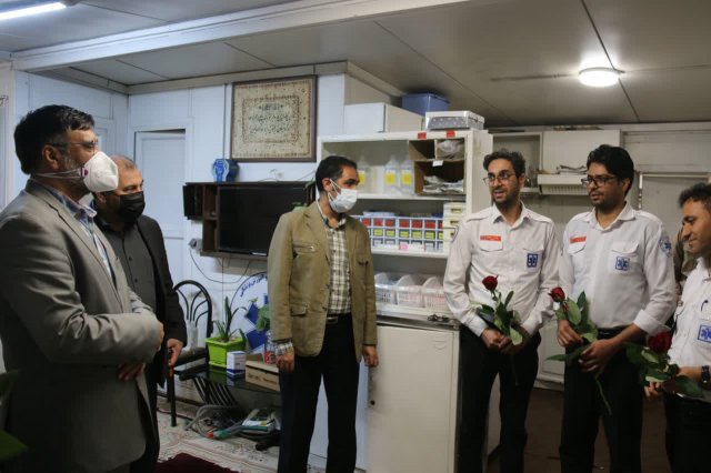 دیدارنوروزی رئیس دانشگاه باکارکنان اورژانس جاده ای