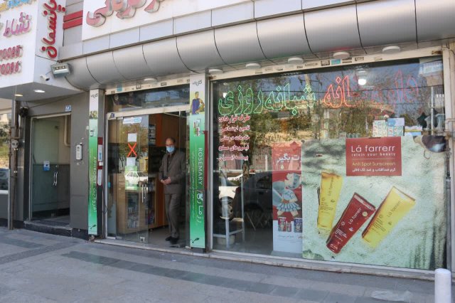 بازدید دکتر وحدتی معاون غذا و دارو از بیمارستان شهید هاشمی نژاد و امام حسین علیه السلام