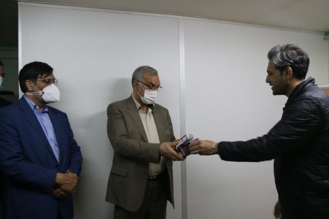 بازدید وزیر بهداشت و رئیس دانشگاه از پارک علم و فناوری سلامت 