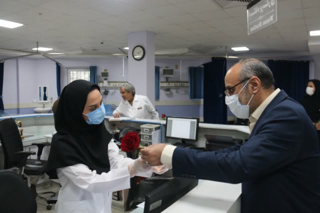دیدار نوروزی باکارمندان بیمارستان شهید کامیاب