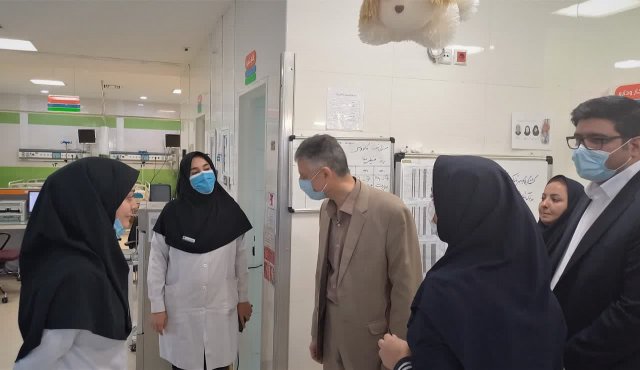 بازدید معاون آموزشی ازمراکزآموزشی پژوهشی و درمانی دانشگاه