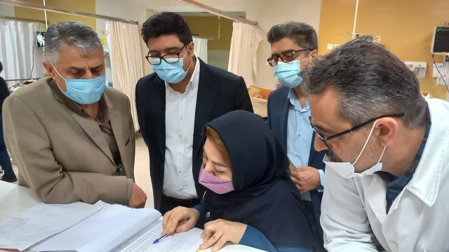 بازدید معاون آموزشی ازمراکزآموزشی پژوهشی و درمانی دانشگاه