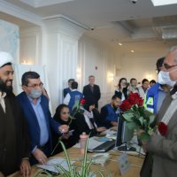 حضور وزیر بهداشت و بررسی خدمات حوزه سلامت در حریم حرم رضوی