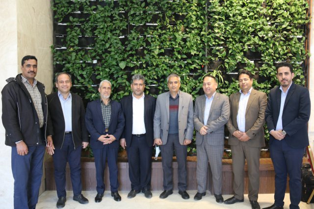 تلاش خستگی ناپذیر کادراجرایی